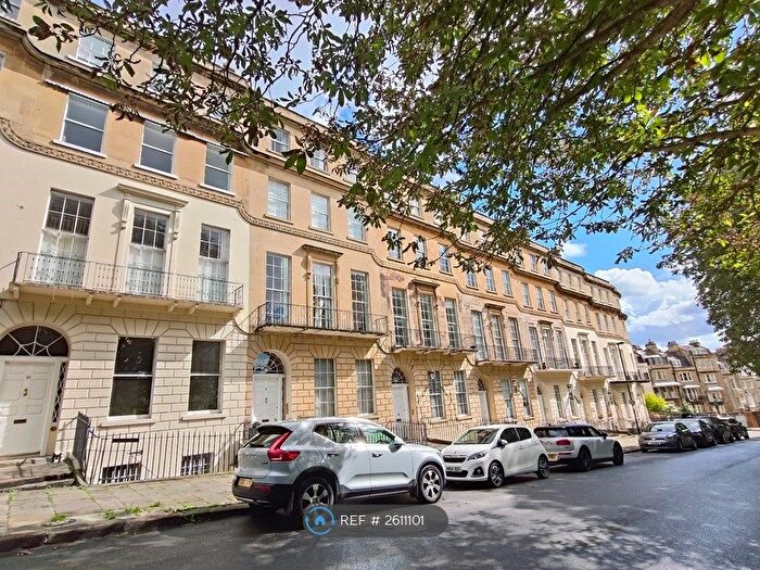 3 Bedroom Flat To Rent In Cavendish Place, Bath, BA1