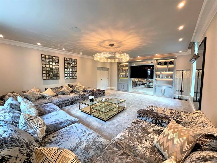 5 Bedroom Detached House For Sale In Congleton Road, Alderley Edge, SK9
