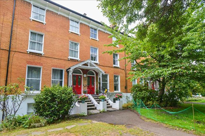 2 Bedroom Apartment To Rent In Lee Road, London, SE3