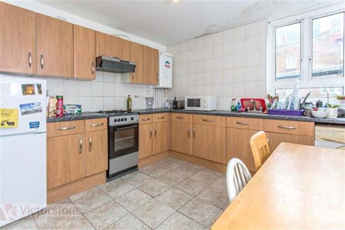 3 Bedroom Maisonette To Rent In Hampstead Road, Euston, NW1