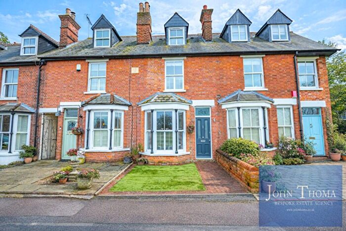 3 Bedroom Terraced House For Sale In The Green, CM16