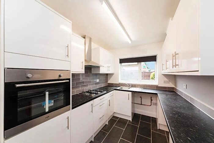 3 Bedroom Terraced House To Rent In Priory Road, London, CR0