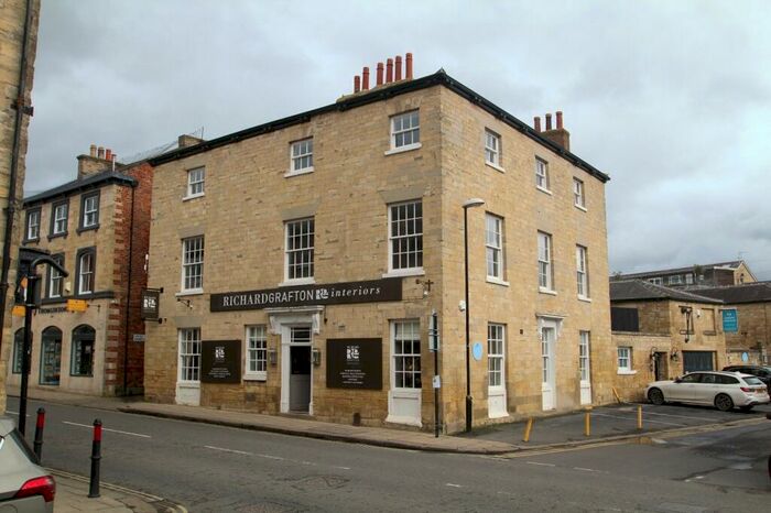 2 Bedroom Flat To Rent In Victoria Street, Wetherby, West Yorkshire, LS22