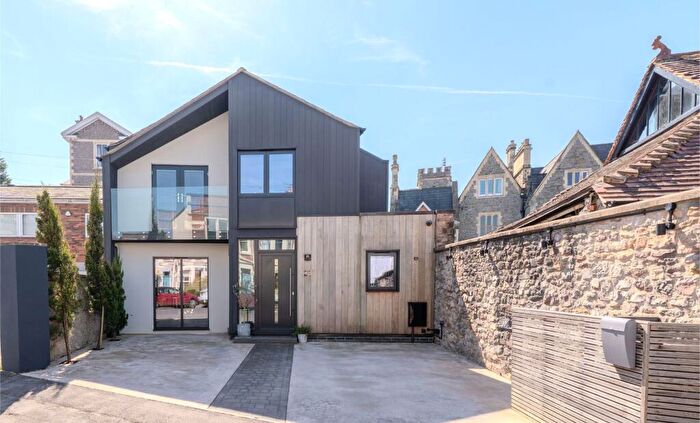 3 Bedroom Detached House For Sale In Rockleaze Road, Bristol, BS9