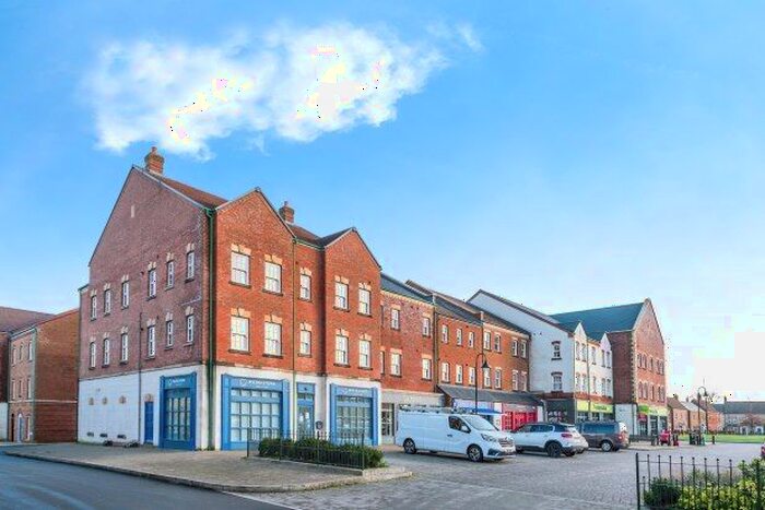 2 Bedroom Flat To Rent In Staldon Court, Swindon, SN1