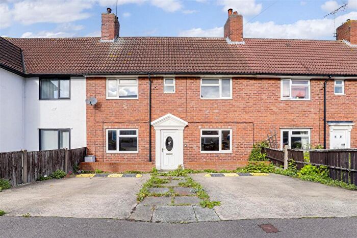 3 Bedroom Terraced House For Sale In Forest Road, Clipstone Village, Mansfield, Nottinghamshire, NG21