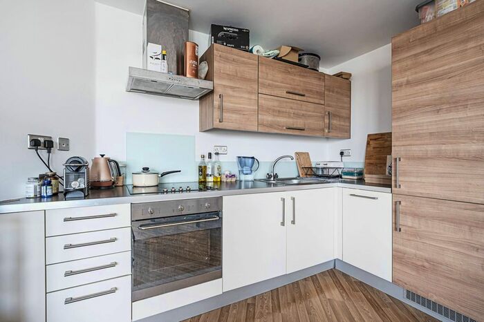 1 Bedroom Flat To Rent In Tyssen Street, Dalston, London, E8