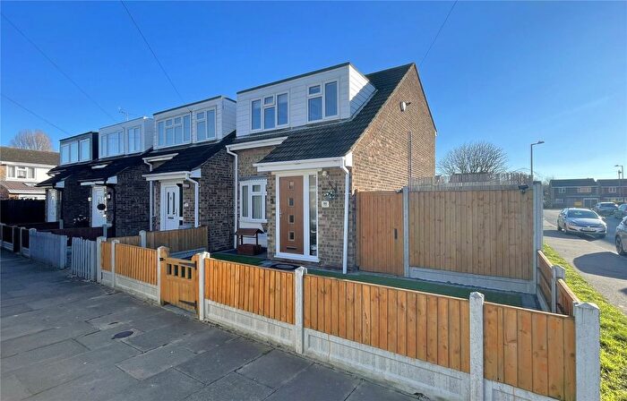 3 Bedroom End Of Terrace House For Sale In Frome, East Tilbury, Essex, RM18