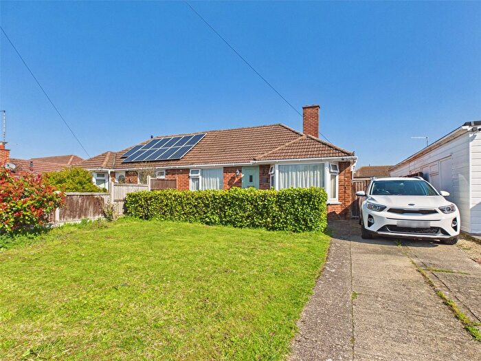 2 Bedroom Bungalow For Sale In Oxstalls Drive, Gloucester, Gloucestershire, GL2