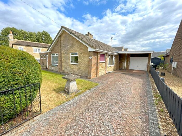3 Bedroom Detached Bungalow For Sale In Westfields, Easton On The Hill, Stamford, PE9