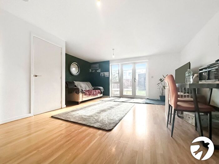 4 Bedroom Terraced House To Rent In Vimy Drive, Dartford, DA1