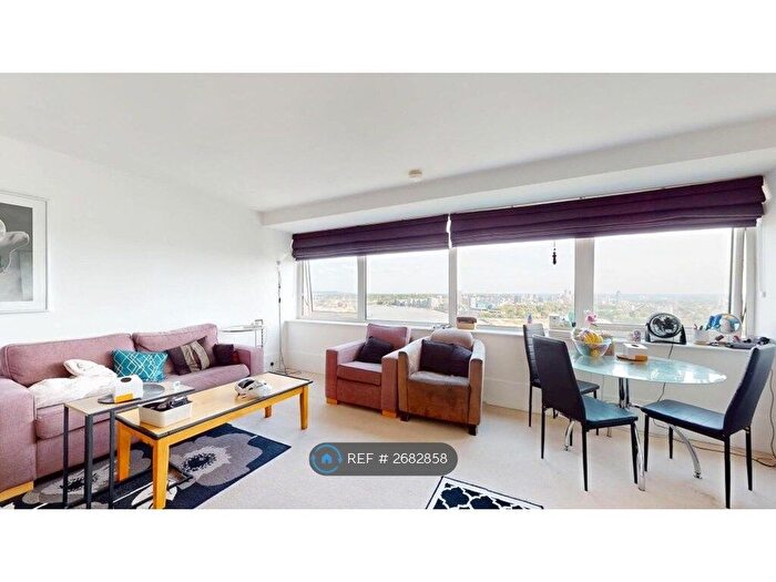 2 Bedroom Flat To Rent In Aragon Tower George Beard Road, London, SE8