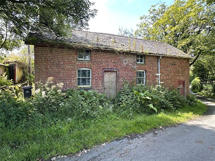 Cottage For Sale In Llidiartywaun, Llanidloes, Powys, SY18
