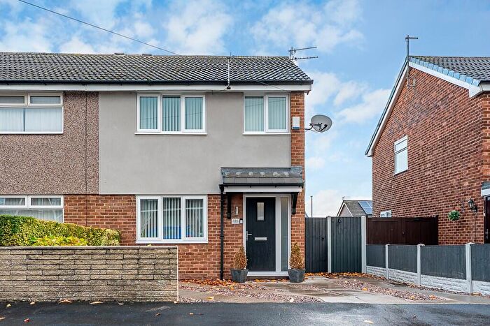 3 Bedroom Semi Detached House For Sale In Manor Avenue, Burscough, L40