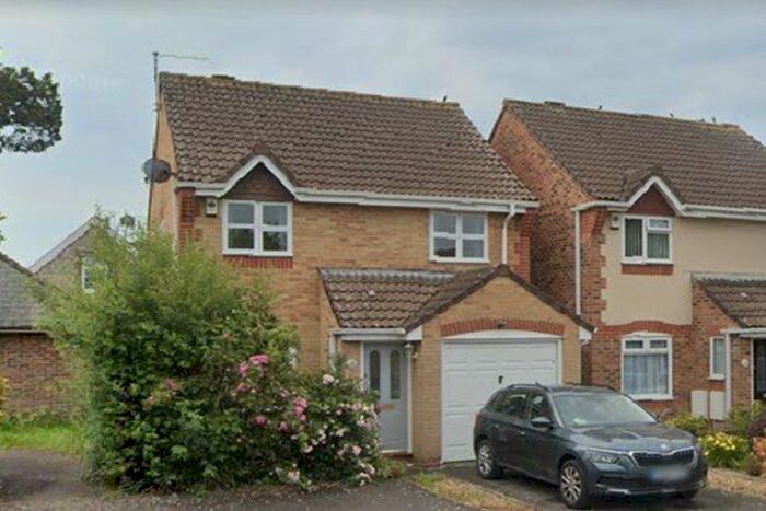 3 Bedroom Detached House To Rent In Rosemead, Littlehampton, BN17