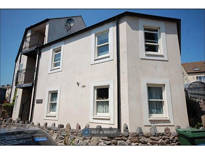 2 Bedroom Flat To Rent In The Moorings, Teignmouth, TQ14