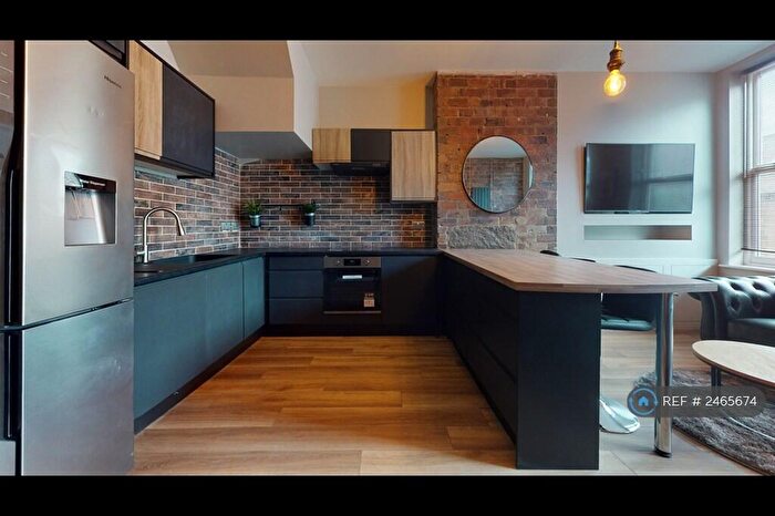 4 Bedroom Flat To Rent In Otley Road, Leeds, LS6