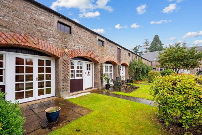 3 Bedroom Terraced House For Sale In Home Farm, Luncarty, Perth, Perthshire, PH1
