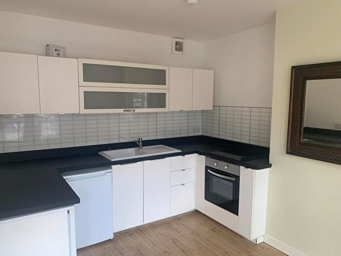 2 Bedroom Flat To Rent In Bridge Road, Crosby, L23
