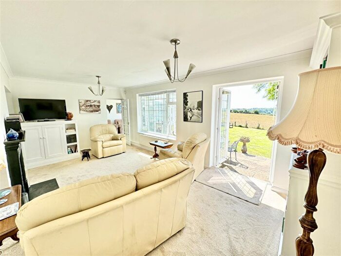 4 Bedroom Detached House For Sale In Pett Road, Pett, Hastings, TN35