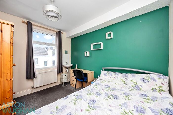 5 Bedroom Terraced House To Rent In Park Crescent Road, Brighton, BN2