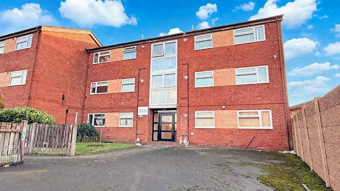 1 Bedroom Flat For Sale In Hostock Close, Whiston, L35