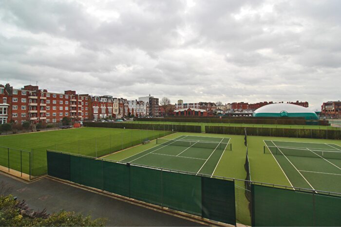 2 Bedroom Flat For Sale In Comeragh Road, Barons Court, W14