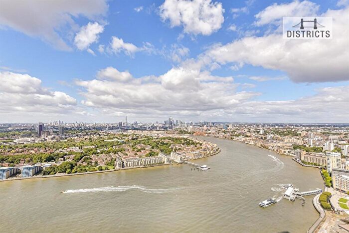 2 Bedroom Apartment For Sale In Landmark Pinnacle, Marsh Wall, E14
