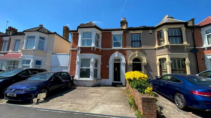 3 Bedroom Terraced House To Rent In Lansdowne Road, Seven Kings, Ilford, IG3