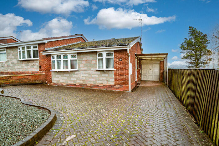 2 Bedroom Semi-Detached Bungalow For Sale In Woods Lane, Brierley Hill, DY5