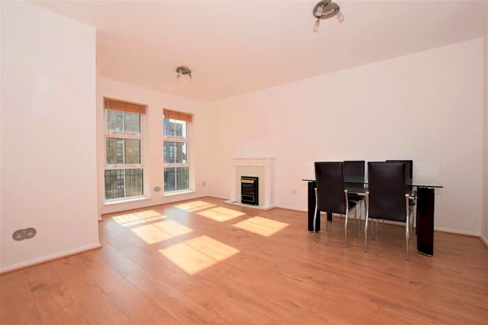 2 Bedroom Flat To Rent In Grange Road, London, SE1