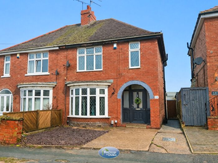 3 Bedroom Semi Detached House For Sale In Harstoft Avenue, Worksop, S81