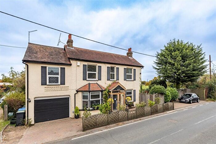 3 Bedroom Detached House For Sale In Epping Green, CM16