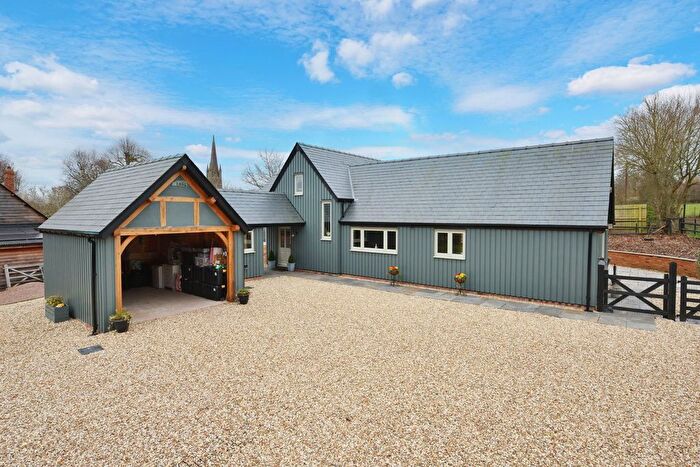 4 Bedroom Detached House For Sale In Weobley, Hereford, HR4