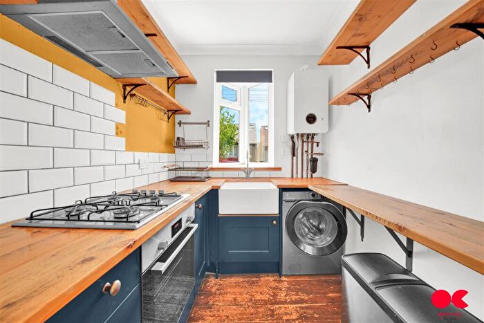 2 Bedroom Flat To Rent In Tallack Road, London, E10