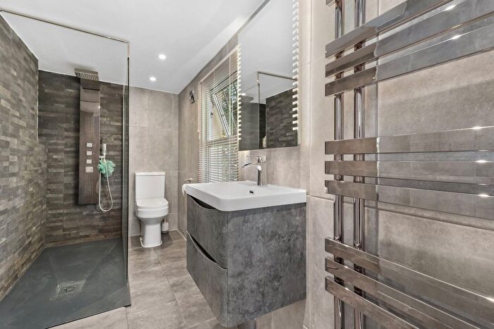 5 Bedroom Detached House For Sale In Windmill Hill, Hailsham, BN27