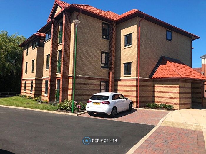 2 Bedroom Flat To Rent In Catcastle Court, Darlington, DL2