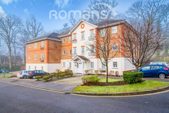 2 Bedroom Flat To Rent In Markham Court, Camberley GU15