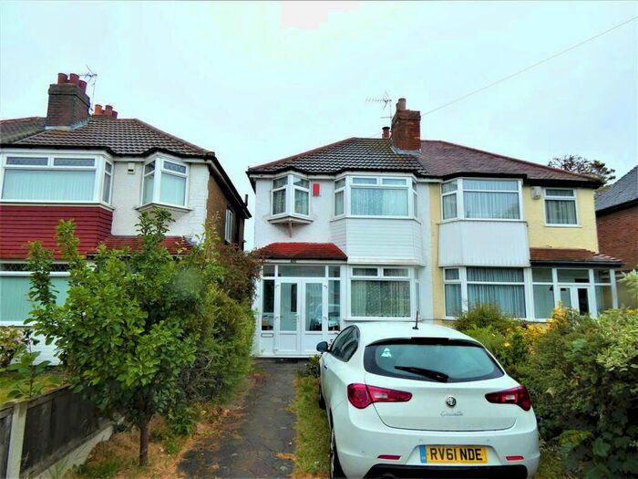 3 Bedroom Semi-Detached House To Rent In Barrows Lane, Barrows Lane, Birmingham, B26