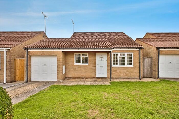 2 Bedroom Detached Bungalow For Sale In Lower Ream, Yeovil, BA21