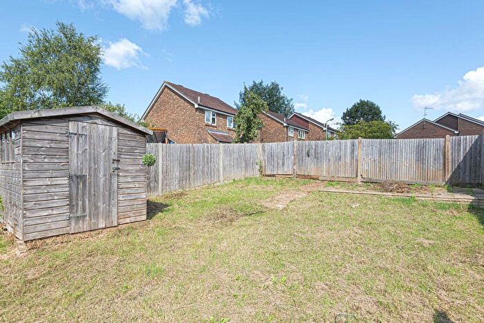 8 Bedroom Semi-detached House To Rent In Southway, Guildford, GU2