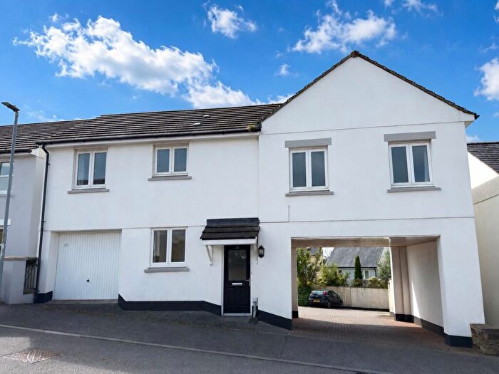3 Bedroom Detached House For Sale In Greenwix Parc, St Mabyn, PL30
