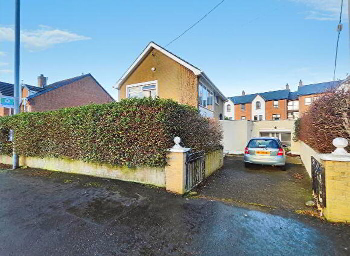3 Bedroom Detached House For Sale In Burnside Road, Portstewart, BT55