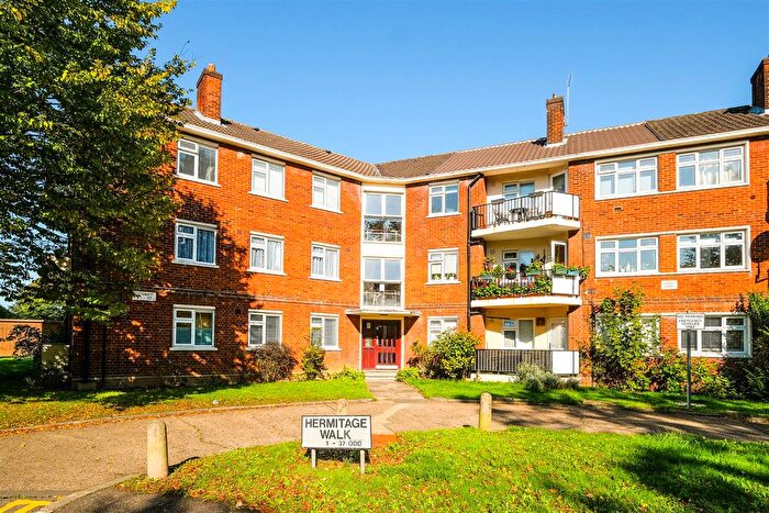 3 Bedroom Flat To Rent In Hermitage Walk, London, E18