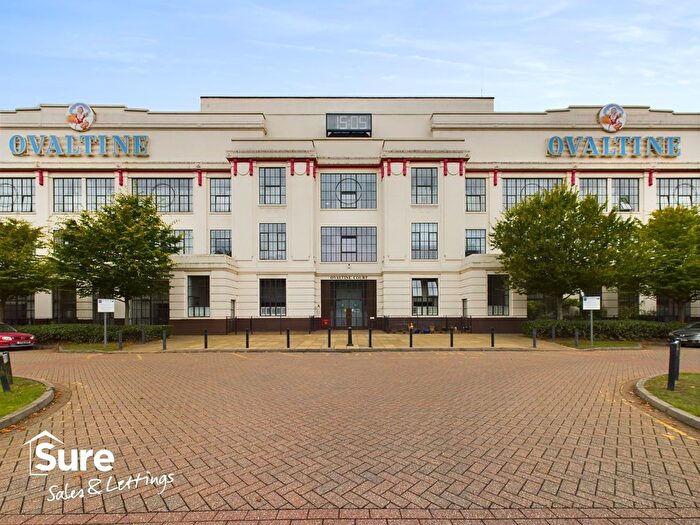 2 Bedroom Flat To Rent In Ovaltine Court, Ovaltine Drive, Kings Langley, Hertfordshire, WD4