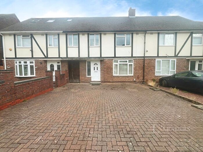 4 Bedroom Terraced House To Rent In Eaton Valley Road, LU2