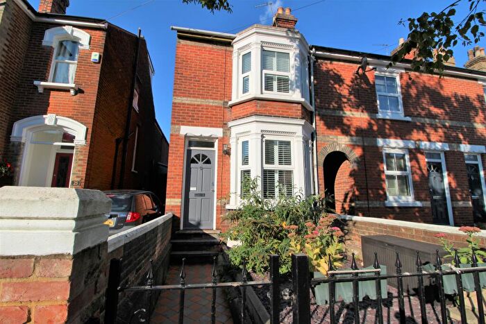 3 Bedroom End Of Terrace House For Sale In Beaconsfield Avenue, Colchester, CO3