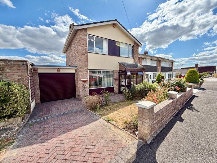 3 Bedroom Detached House For Sale In Legion Road, Yeovil, Somerset, BA21