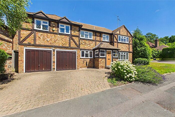 5 Bedroom Detached House For Sale In Windlesham, Surrey, GU20