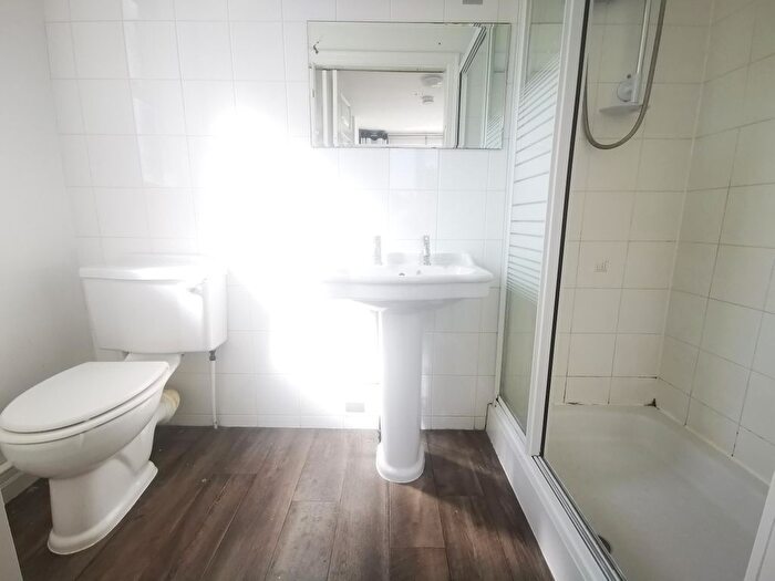 3 Bedroom Flat To Rent In St Georges Terrace, Newcastle Upon Tyne, NE2